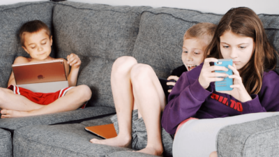 Tips to Minimize Screen Time and Maximize Outdoor Time for Kids